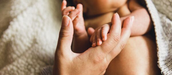 con trai mới sinh con trai mới sinh - Sputnik Việt Nam