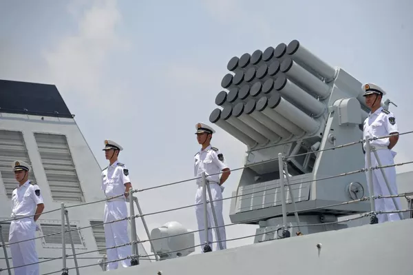 Chuyên gia: Sách trắng phá vỡ lý thuyết về mối đe dọa từ phía Trung Quốc Chuyên gia: Sách trắng phá vỡ lý thuyết về mối đe dọa từ phía Trung Quốc - Sputnik Việt Nam