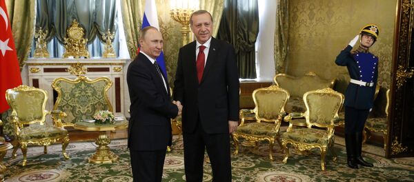 Tổng thống Putin với người đồng cấp Thổ Nhĩ Kỳ Tayyip Erdogan - Sputnik Việt Nam