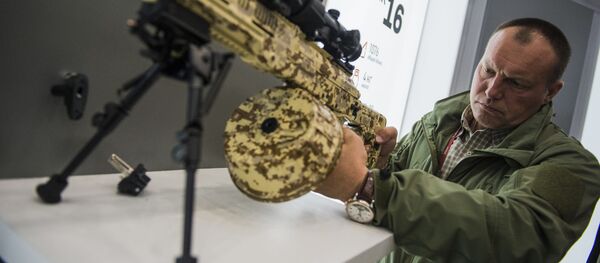 Hãng Kalashnikov tuyên bố sản xuất hàng loạt súng máy mới - Sputnik Việt Nam