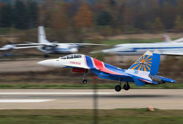 Hé lộ những điều đặc biệt về hành trình đến Việt Nam của phi đội Su-30SM Hiệp sĩ Nga - Sputnik Việt Nam