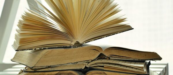 Cuốn sách cũ Cuốn sách cũ - Sputnik Việt Nam