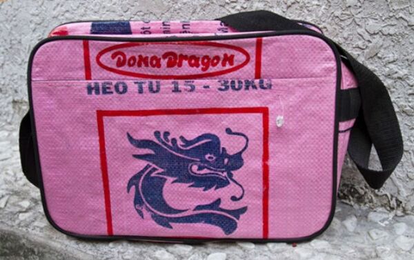 Túi đựng laptop độc đáo Túi đựng laptop độc đáo - Sputnik Việt Nam