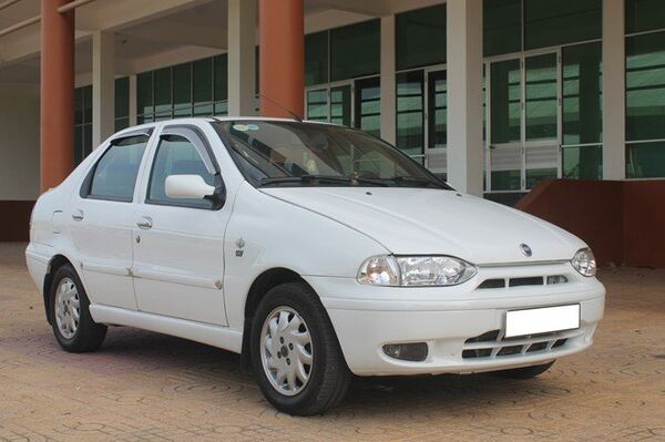 Nhược điểm lớn nhất của Fiat Sienna là phụ tùng đắt và hiếm. Ảnh minh họa - Sputnik Việt Nam