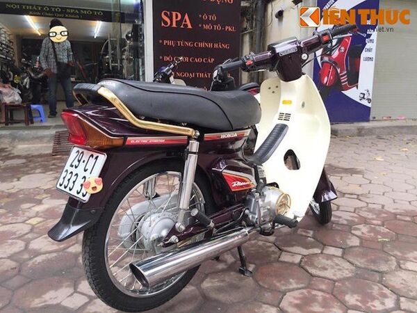 Honda Dream - Sputnik Việt Nam