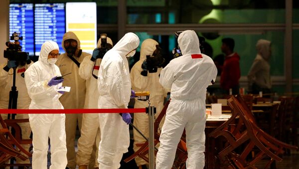 A Hazmat team conducts checks at KLIA2 airport terminal in Sepang - Sputnik Việt Nam