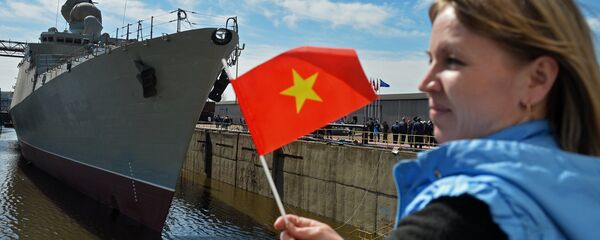 Nghi lễ hạ thủy khu trục hạm Gepard-3.9 ở Zelenodolsk - Sputnik Việt Nam