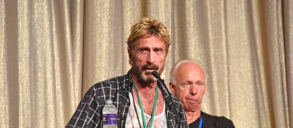 John McAfee - Sputnik Việt Nam