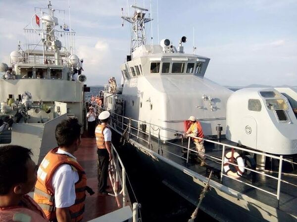 Hải quân VN tuần tra chung với Hải quân hoàng gia Campuchia - Sputnik Việt Nam