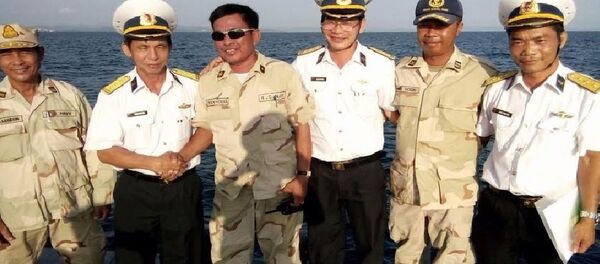 Hải quân VN tuần tra chung với Hải quân hoàng gia Campuchia - Sputnik Việt Nam