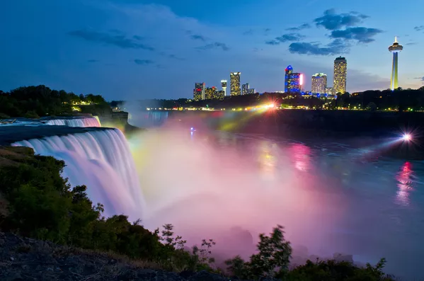 Thác Niagara lừng danh trên biên giới Hoa Kỳ-Canada. Thác Niagara lừng danh trên biên giới Hoa Kỳ-Canada. - Sputnik Việt Nam