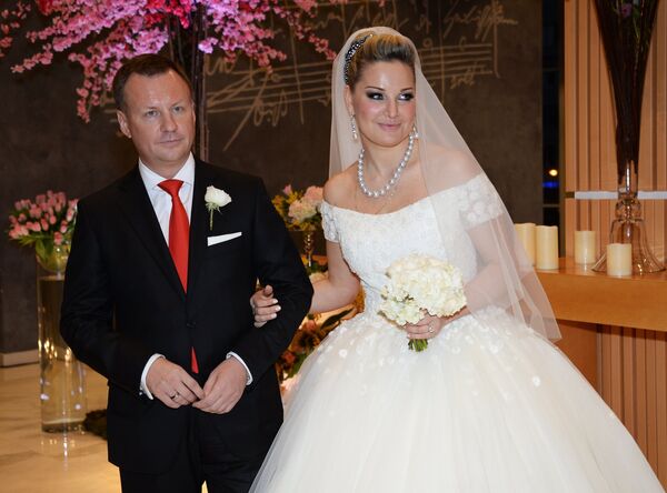 Denis Voronenkov và Maria Maksakova - Sputnik Việt Nam