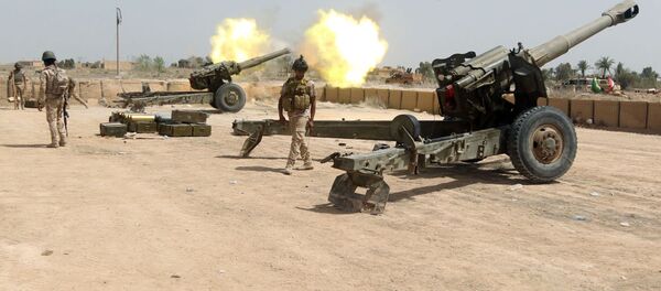 Pháo binh quân đội  Iraq tấn công các vị trí của chiến binh IS - Sputnik Việt Nam