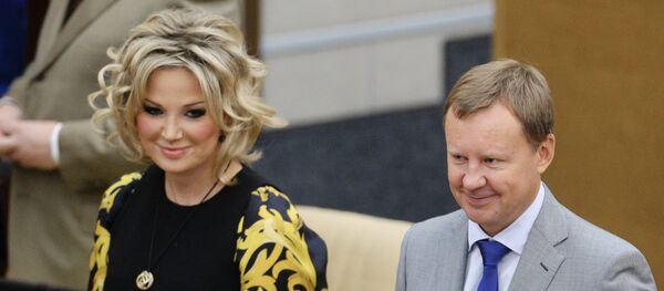 Denis Voronenkov và Maria Maksakova - Sputnik Việt Nam