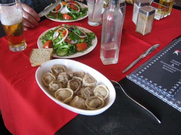 Nhà hàng Xô-viết “Nazdarovie” Nhà hàng Xô-viết “Nazdarovie” - Sputnik Việt Nam