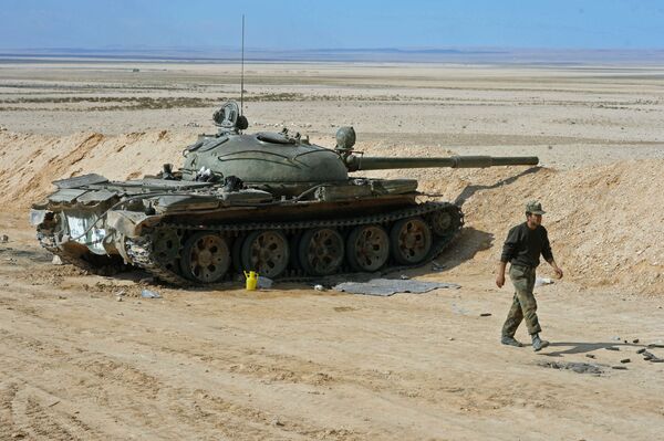 Lính tăng thiết giáp: T-62 sẽ nhận được nòng súng và đạn pháo mới - Sputnik Việt Nam