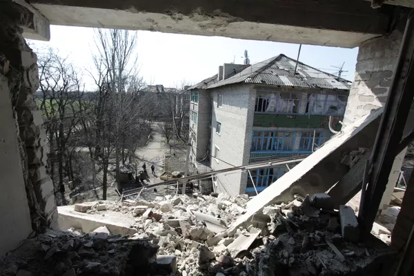 Phố Nhà ga ở làng Bắc-Donetsk trong khu vực xung đột Donetsk Phố Nhà ga ở làng Bắc-Donetsk trong khu vực xung đột Donetsk - Sputnik Việt Nam