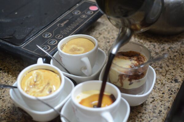 Cà phê trứng, thức uống mà báo quốc tế giới thiệu khi nói về ẩm thực Hà thành - Sputnik Việt Nam