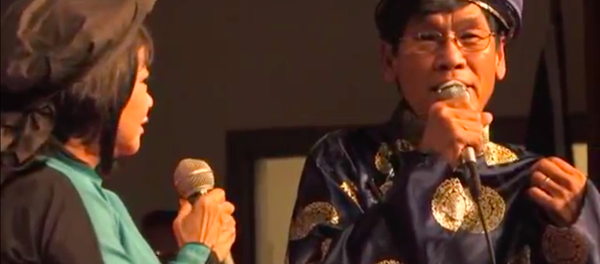 Tát nước đầu đình - Hoàng Oanh, Đào Duy Anh - Sputnik Việt Nam