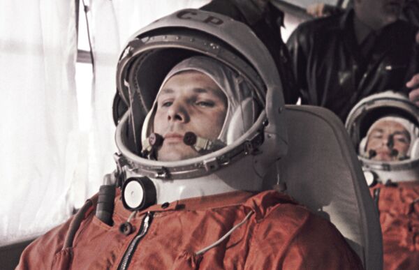 Yuri Gagarin – người đầu tiên từ Trái đất bước vào vũ trụ - Sputnik Việt Nam