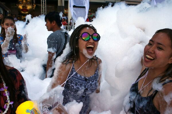 13 tháng Tư. Lễ hội Songkran ở Thái Lan. - Sputnik Việt Nam