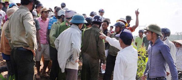 Dân Đồng Tâm đã thả 18/38 cán bộ, chiến sĩ bị bắt giữ trái pháp luật - Sputnik Việt Nam