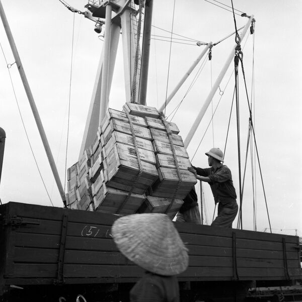 Cảng Hải Phòng, tàu Liên Xô, bom Mỹ - Sputnik Việt Nam