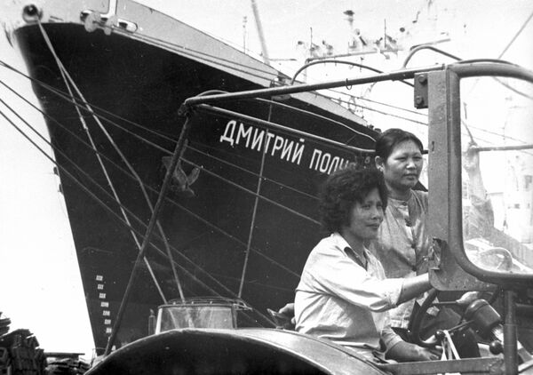 Cảng Hải Phòng, tàu Liên Xô, bom Mỹ - Sputnik Việt Nam