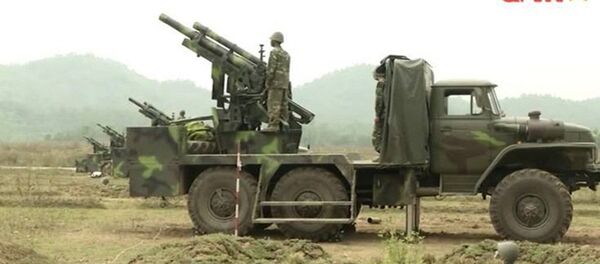 Thế hệ đầu tiên của pháo tự hành 105 mm do Việt Nam chế tạo. - Sputnik Việt Nam