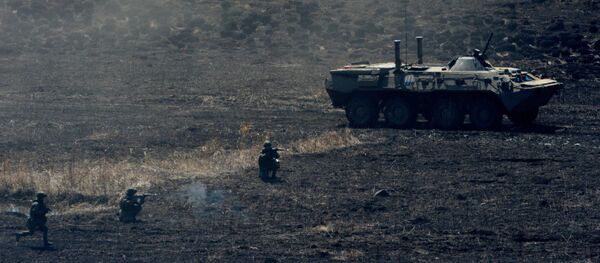 huấn luyện chiến đấu của lực lượng vũ trang huấn luyện chiến đấu của lực lượng vũ trang - Sputnik Việt Nam