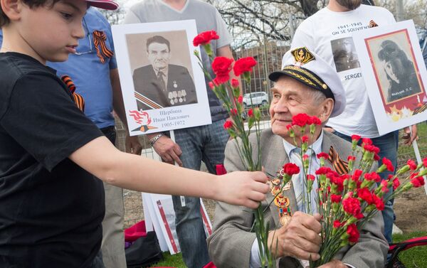 “Trung đoàn Bất tử” tại Montreal - Sputnik Việt Nam