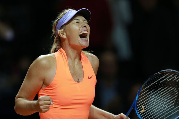 Cây vợt người Nga Maria Sharapova sau một thời gian bị truất quyền thi đấu, nay đã trở lại đấu trường và giành chiến thắng vẻ vang. - Sputnik Việt Nam