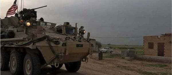 Mỹ triển khai quân và xe bọc thép trên biên giới Thổ Nhĩ Kỳ-Syria - Sputnik Việt Nam
