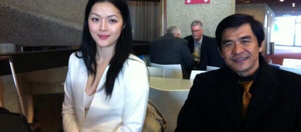 Trúc Hồ và Trinity Hồng Thuận, đảng viên Việt Tân trong chiến dịch “Triệu con tim – một tiếng nói”. - Sputnik Việt Nam