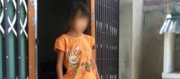 Nghi án bé gái 10 tuổi bị hàng xóm xâm hại phải nhập viện cấp cứu Nghi án bé gái 10 tuổi bị hàng xóm xâm hại phải nhập viện cấp cứu - Sputnik Việt Nam