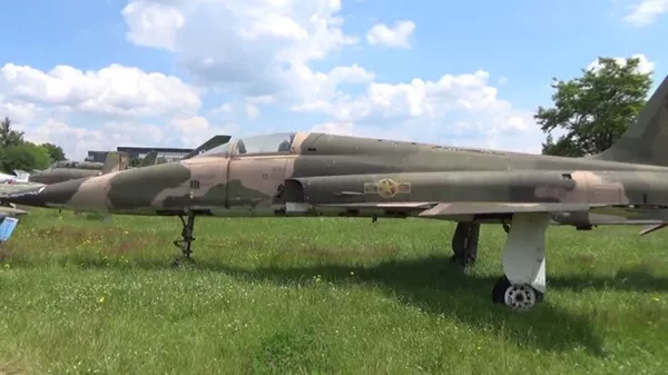 Tiêm kích F-5E với phù hiệu của Không quân Việt Nam được trưng bày tại Bảo tàng Hàng không Krakow, Ba Lan Tiêm kích F-5E với phù hiệu của Không quân Việt Nam được trưng bày tại Bảo tàng Hàng không Krakow, Ba Lan - Sputnik Việt Nam
