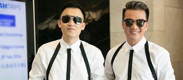 Cặp đôi nhiều lần diện đồ đôi - Sputnik Việt Nam