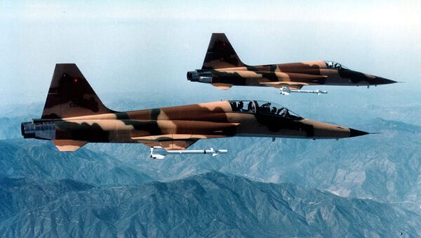 Máy bay tiêm kích chiến đấu F-5E Tiger II  - Sputnik Việt Nam