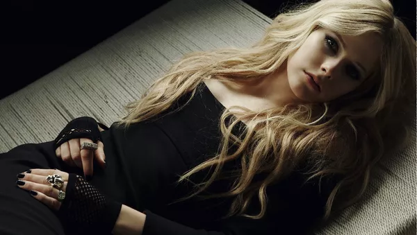 Avril Lavigne - Sputnik Việt Nam