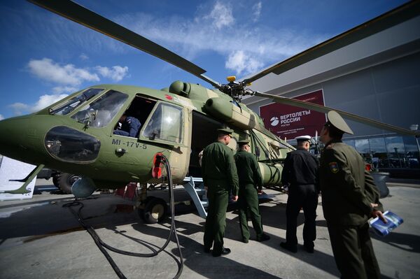 Mi-17V5 - hậu duệ xứng đáng của dòng trực thăng huyền thoại Mi 8 Mi-17V5 - hậu duệ xứng đáng của dòng trực thăng huyền thoại Mi 8 - Sputnik Việt Nam