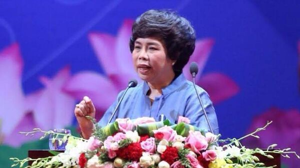 Một nữ doanh nhân khác là bà Thái Hương đảm nhiệm chức Phó Chủ tịch HĐQT kiêm Tổng giám đốc Ngân hàng TMCP Bắc Á từ khi thành lập năm 1994 cho đến nay. Năm 2009, bà thành lập CTCP Thực phẩm sữa TH (TH Milk) và gắn liền với thương hiệu này. Một nữ doanh nhân khác là bà Thái Hương đảm nhiệm chức Phó Chủ tịch HĐQT kiêm Tổng giám đốc Ngân hàng TMCP Bắc Á từ khi thành lập năm 1994 cho đến nay. Năm 2009, bà thành lập CTCP Thực phẩm sữa TH (TH Milk) và gắn liền với thương hiệu này. - Sputnik Việt Nam