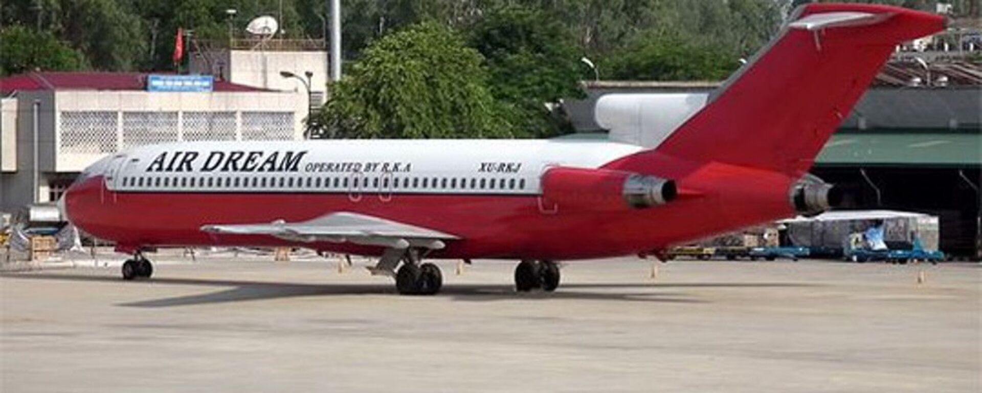 Chiếc Boeing 727 bị bỏ rơi 10 năm ở sân bay Nội Bài - Sputnik Việt Nam, 1920, 10.07.2025