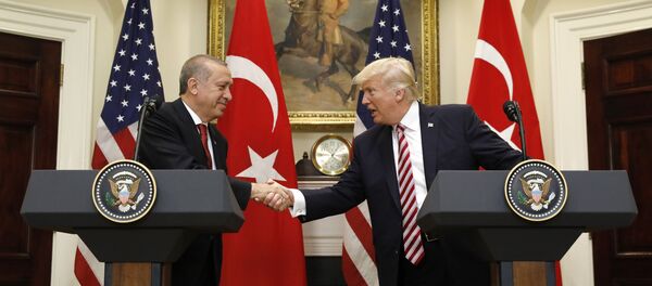 Donald Trump và Recep Tayyip Erdogan - Sputnik Việt Nam