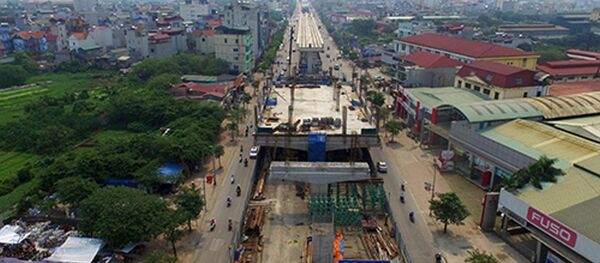 Tuyến đường sắt đô thị Nhổn - Ga Hà Nội đang xây dựng phần ga nổi. Tuyến đường sắt đô thị Nhổn - Ga Hà Nội đang xây dựng phần ga nổi. - Sputnik Việt Nam