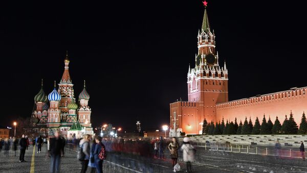 nhà thờ St. Vasili Blazhenyi và điện Kremlin - Sputnik Việt Nam