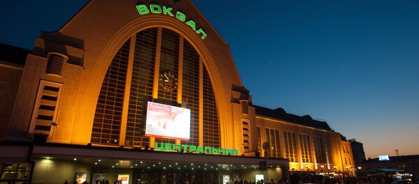 A view of Kiev's central railway station - Sputnik Việt Nam