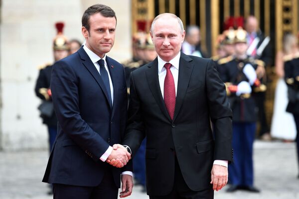  Tổng thống Putin hội đàm với Tổng thống Pháp Emmanuel Macron - Sputnik Việt Nam
