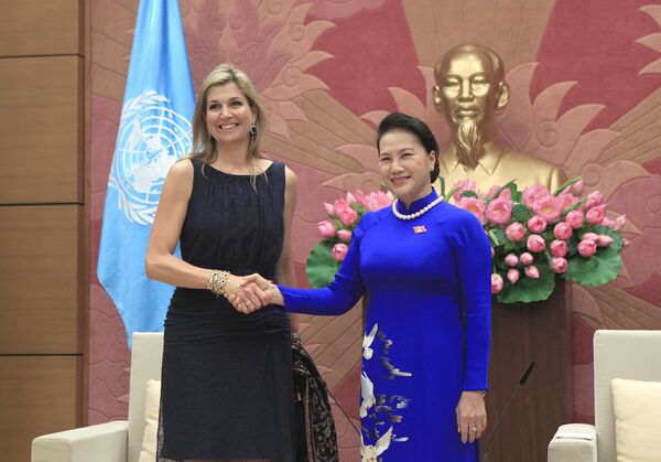 Chủ tịch Quốc hội Nguyễn Thị Kim Ngân cũng tiếp Hoàng hậu Hà Lan, Đặc phái viên của Tổng thư ký Liên Hợp Quốc Maxima. - Sputnik Việt Nam