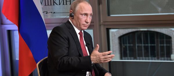 Vladimir Putin trả lời phỏng vấn của tờ báo Pháp Le Figaro - Sputnik Việt Nam