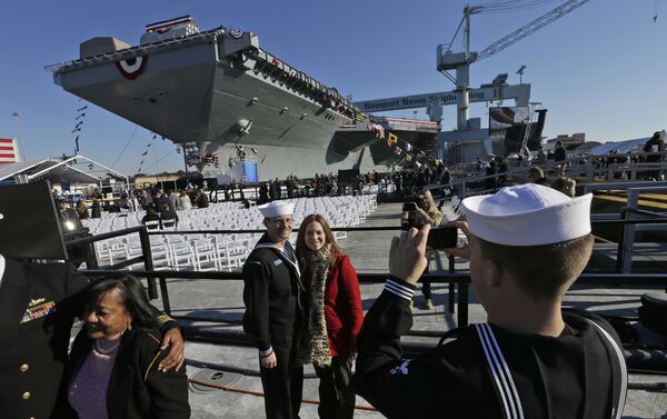 Hải quân Hoa Kỳ tiếp nhận hàng không mẫu hạm đắt giá nhất thế giới làm vũ khí (USS Gerald R. Ford) - Sputnik Việt Nam